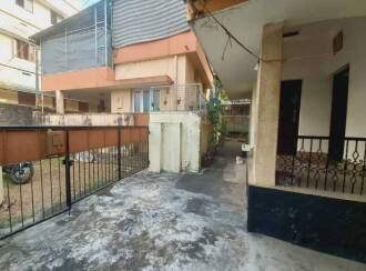 Residential House Villa for Sale in Ernakulam, Aluva, Aluva, Tass hall road