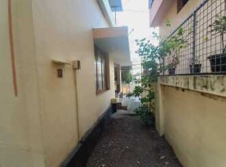 Residential House Villa for Sale in Ernakulam, Aluva, Aluva, Tass hall road