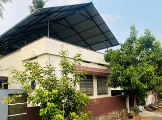 Residential House Villa for Sale in Ernakulam, Muvattupuzha, Marady, Near Sree Nettorkottukavu Temple , Piravam road Muvattupuzha