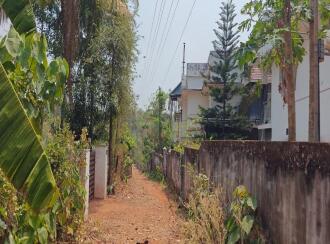 Residential Land for Sale in Palakkad, Ottappalam, Manisseri, https://www.google.com/maps/place/10%C2%B046'43.2%22N+76%C2%B020'44.6%22E/@10.7786653,76.3431369,17z/data=!3m1!4b1!4m4!3m3!8m2!3d10.7786653!4d76.3457118?hl=en&entry=ttu&g_ep=EgoyMDI2MDMwNC4xIKXMDSoASAFQAw%3D%3D