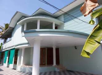 Residential House Villa for Sale in Thrissur, Irinjalakuda, Irinjalakuda