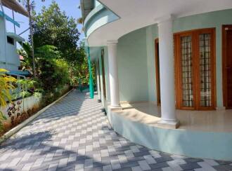 Residential House Villa for Sale in Thrissur, Irinjalakuda, Irinjalakuda