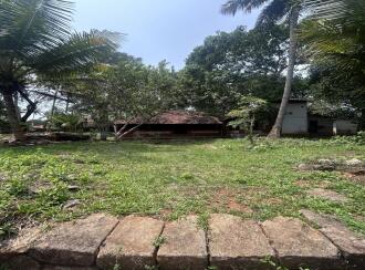 Residential House Villa for Sale in Pathanamthitta, Kozhencherry, Melukara, Near Subramany Swami Temple