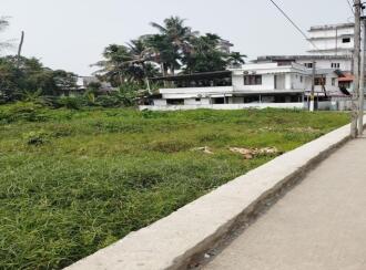 Residential Land for Sale in Ernakulam, Maradu, Kundannoor, Kundannoor