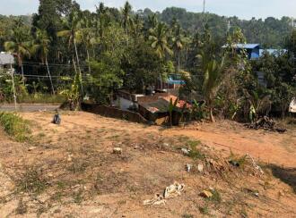 വാണിജ്യ ഭൂമി വില്പനയ്ക്ക് Trivandrum, Thiruvananthapuram, Vilappilsala, Near Police station