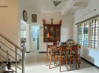 Residential House Villa for Sale in Ernakulam, Edappally, Manjummel, Thekku Muttam Road