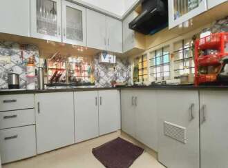 Residential House Villa for Sale in Ernakulam, Edappally, Manjummel, Thekku Muttam Road