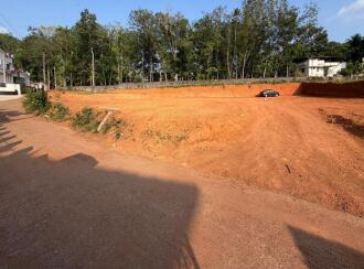 Residential Land for Sale in Pathanamthitta, Adoor, Kottamukal, Max Electricals Kottamukal