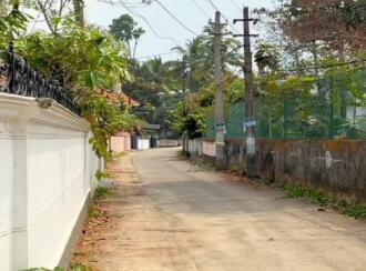 Residential Land for Sale in Trivandrum, Thiruvananthapuram, Kuravankonam, Kuravankonam - Vayalikada Road