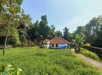 Residential Land for Sale in Ernakulam, Ernakulam town, Ernakulam, Power House Extension Road