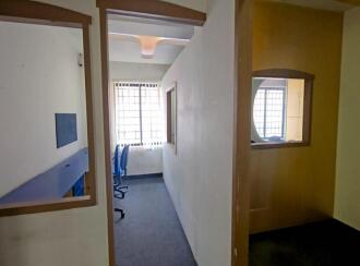 Commercial Building for Sale in Ernakulam, Ernakulam town, Vytilla, Tristar Towers, Near Thykoodam Underpass