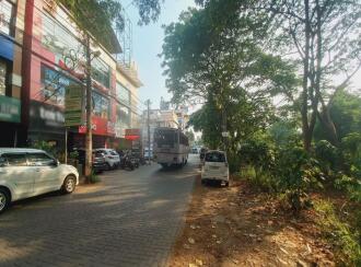 Commercial Building for Sale in Ernakulam, Kakkanad, Kakkanad, Near Civil station