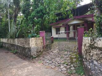 Residential House Villa for Sale in Alleppey, Chengannur, Chengannur town, near Kotta Gandharvamuttam Mahadeva Temple