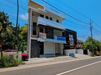 Commercial Building for Rent in Pathanamthitta, Kozhencherry, Thekkemala, 200 Meter from Thekkemala Jn, Pathanamthitta