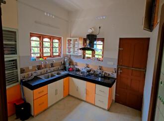 Residential House Villa for Sale in Ernakulam, Tripunithura, Eroor, Eroor, Kaniyampuzha Road