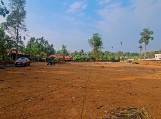 Residential House Villa for Sale in Ernakulam, Nedumbassery, Nedumbassery, Close to Suvarnodyanam Biological Park