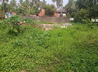 Residential Land for Sale in Ernakulam, Aluva, East kadungaloor, East Kadungalloor junction