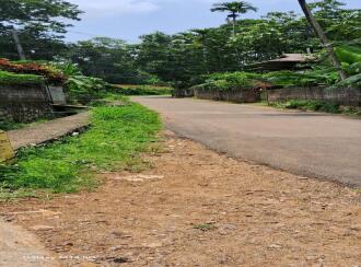 Residential Land for Sale in Trivandrum, Venjaramoodu, Nellanad, amablamukku