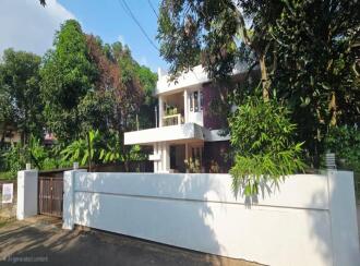 Residential House Villa for Sale in Kottayam, Changanassery, Perunna, TB road, adjacent to Fire station building