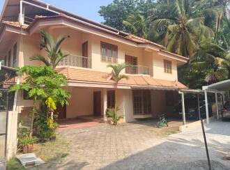 Residential House Villa for Sale in Ernakulam, Ernakulam town, Palarivattom, Chakkungal Road