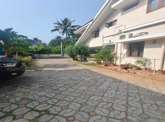 Residential House Villa for Sale in Ernakulam, Ernakulam town, Palarivattom, Chakkungal Road