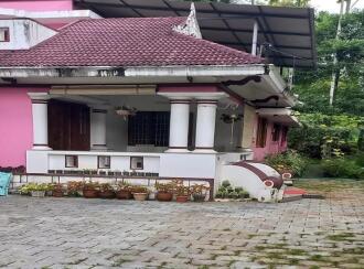 Residential House Villa for Sale in Thrissur, Irinjalakuda, Edathiruthy, Edathiruthy