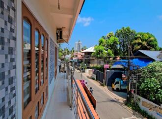 Commercial Building for Sale in Ernakulam, Tripunithura, Tripunithura, Market Road, Maykara Near Arts College