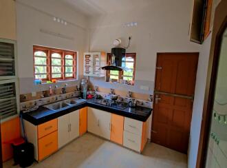 Commercial Building for Sale in Ernakulam, Tripunithura, Tripunithura, Market Road, Maykara Near Arts College