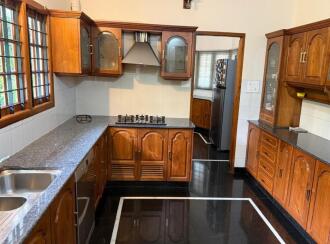 Residential House Villa for Sale in Ernakulam, Edappally, Edapally, Kannayath Road, Mamangalam