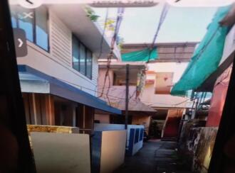 Residential House Villa for Sale in Ernakulam, Vyttila, Vyttila - ponnurunni, House no 41.