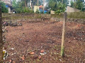 Residential Land for Sale in Ernakulam, Mulanthuruthy, Mulanthuruthy, Mulandhuruthy. Panjayath Community Road Opposite