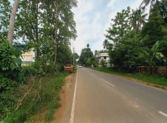 Commercial Land for Sale in Ernakulam, Aluva, Aluva, Vallamkadavu bridge, Parappuram.