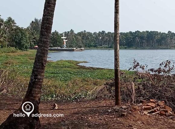 25cent plot for sale near Aripalam church Bus route Water frontage