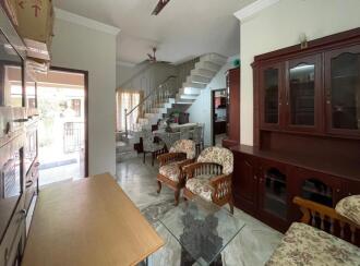 Residential House Villa for Sale in Ernakulam, Vennala, Chalikkavattom, Ponnurunni Nursery School Road