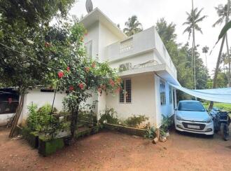 Residential House Villa for Sale in Thrissur, Chalakudy, Meloor, RUP L P S Meloor, Chalakudy, Thrisssur