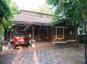 Residential House Villa for Sale in Thrissur, Thrissur town, Thrissur, 150m from NH Bypass Mannuthy-End