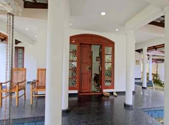 Residential House Villa for Sale in Kottayam, Kottayam town, Kudamaloor, Kudayampady Junction