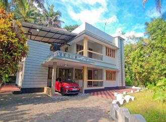 Residential House Villa for Sale in Ernakulam, Perumbavoor, Kodanad