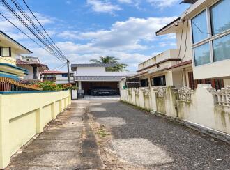 Residential House Villa for Sale in Ernakulam, Edappally, Marottichuvadu, Sundar Nagar