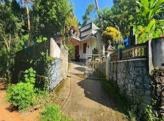 Residential House Villa for Sale in Kottayam, Kottayam town, Puthuppally, Peedikapadi , Nedumattom Thottakkadu