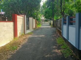 Residential House Villa for Sale in Ernakulam, Angamaly, Karukutty, Adlux convention centre