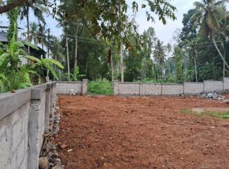 Residential Land for Sale in Trivandrum, Thiruvananthapuram, Kudapannakunnu, Durga Lane