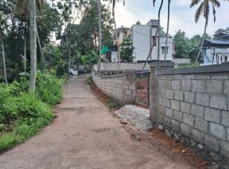 Residential Land for Sale in Trivandrum, Thiruvananthapuram, Kudapannakunnu, Durga Lane