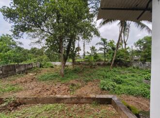 Residential House Villa for Sale in Ernakulam, Aluva, Edathala, 400 mtrs from Edathala Panchayat office on Pengattusseri masjid road