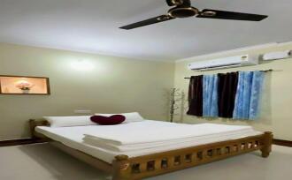 Commercial Building for Sale in Idukki, Munnar, Munnar, poes garden, Konnathady