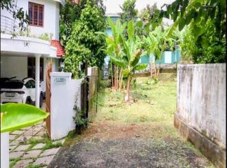 Residential Land for Sale in Thrissur, Irinjalakuda, Irinjalakuda, Irinjalakuda Private Busstand 200m only