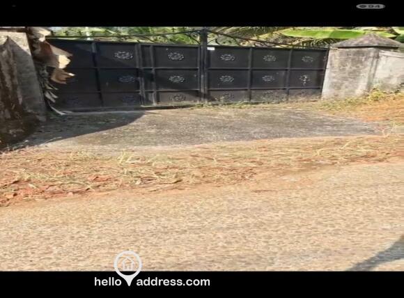 Lahayil Roadside Property gate