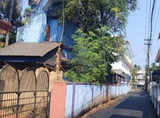 Commercial Land for Sale in Thrissur, Paravattani, Paravattani, Royal street
