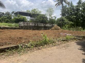 Residential Land for Sale in Thrissur, Chalakudy, Potta, Near Dhanya Hospital