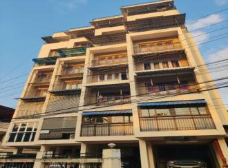 Residential Apartment for Sale in Thrissur, Thrissur town, Thrissur, CR Iyyunni road, near St. thomas college